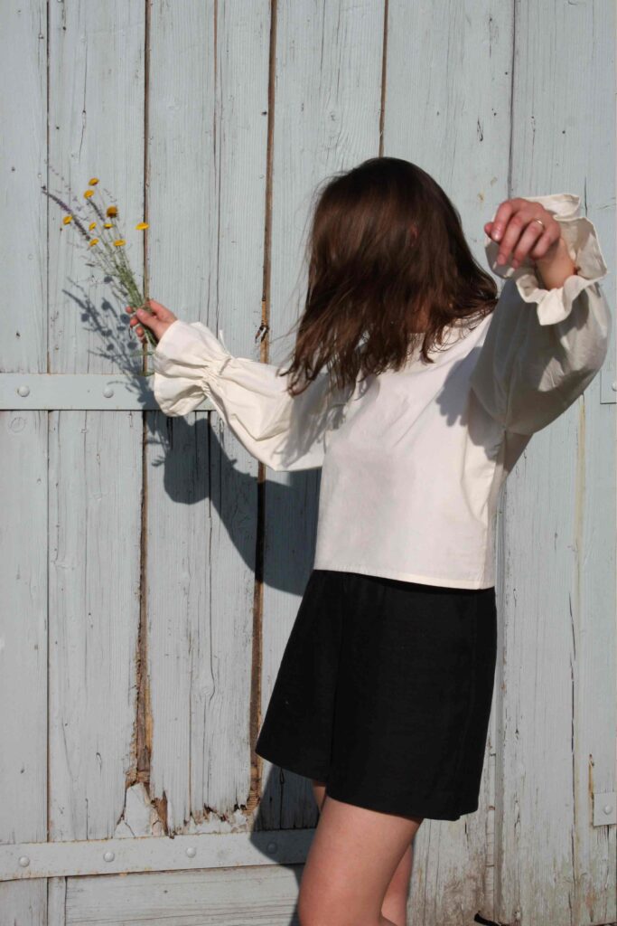 Organic Cotton Blouse White sulka studio made on demand clothing